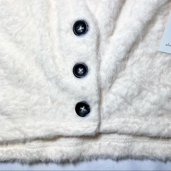 NWT So Women’s Button Front Cropped Cardigan Size Small Ivory - Picture 4 of 8